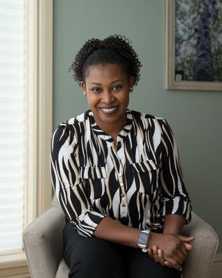 Photo of Lynn Mutahi, Registered Psychotherapist (Qualifying)