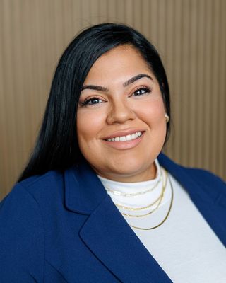 Photo of Niecy Silva, Counselor, LAC