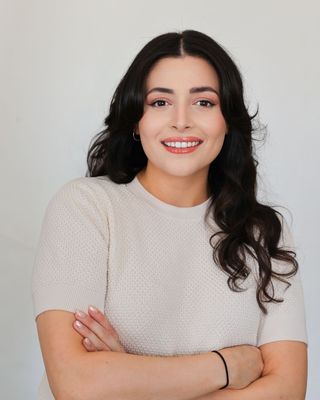 Photo of Angela Raffoul, Registered Social Worker, BSW, MSW, RSW