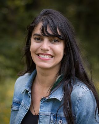 Photo of Andressa Taverna, Counsellor in British Columbia