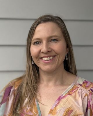 Photo of Suzanne Mealing, Psychologist, MPsych, PsyBA - Clin. Psych