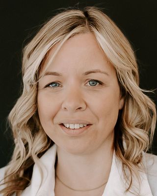 Photo of Rebecca Parkinson - Rebecca Parkinson RPN, Psychotherapist, RPN, BAHSc, MMHPC