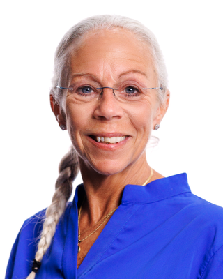 Photo of Shari Hull, Clinical Social Work/Therapist, LCSW