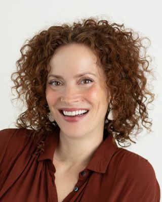 Photo of Marina Luger, Clinical Social Work/Therapist, MSW, LGSW