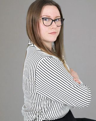 Photo of Tori Lewis - Tori Lewis Counselling and Consulting, Registered Social Worker, BA, BSW, MSW
