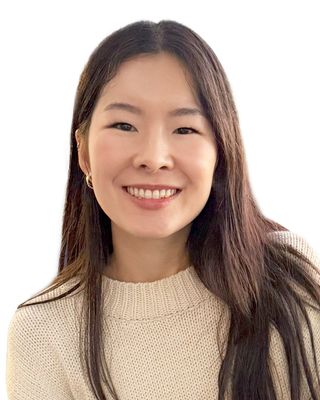 Photo of Joy Lin, Clinical Social Work/Therapist, MSW, LSW