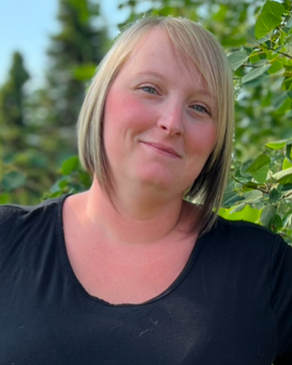 Photo of Alexandria Victoria Butt, Registered Psychotherapist (Qualifying), MACP, CPT, BA