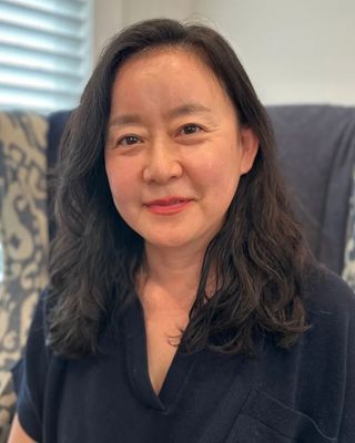 Photo of Mia Kim, Marriage & Family Therapist, LMFT