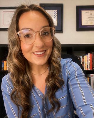 Photo of Lauren Fisher, Registered Psychotherapist, MA, MACP, RP, EFT-C