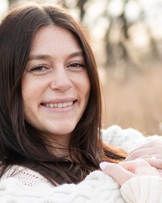 Photo of Julia Best, Clinical Social Work/Therapist, LMSW, MSW