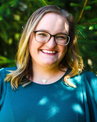 Photo of Kayla Epplin, Clinical Social Work/Therapist, MSW, LCSW, OSW-C