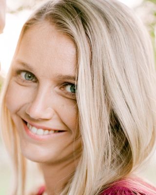 Photo of Kayla Gilbart, Pre-Licensed Professional, BA, BEd, MACP