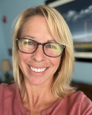 Photo of Nicole Ford, Clinical Social Work/Therapist, LICSW, HHC