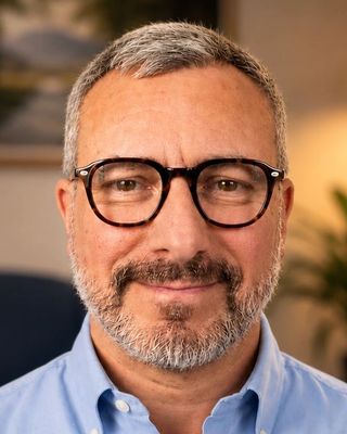 Photo of Robin Altwarg, Psychotherapist, MSc, MBABCP
