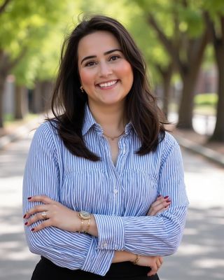 Photo of Raniya Shakir, Counselor, MA, LCMHC-A, NCC