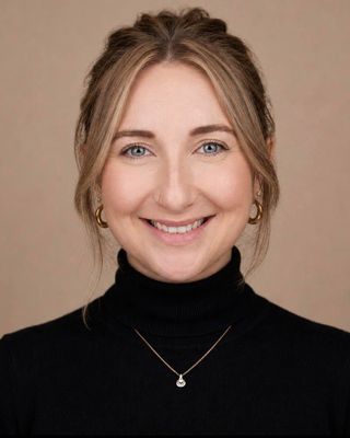 Photo of Rachel Elise Graber, LMSW