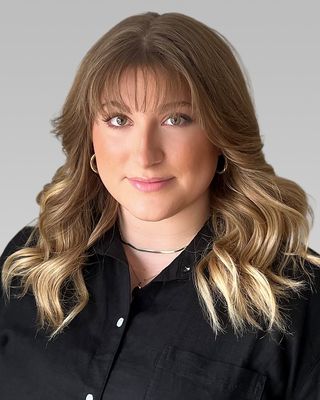 Photo of Madison Moore, Registered Psychotherapist (Qualifying), MA