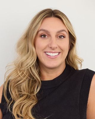 Photo of Riley Annunziato, Pre-Licensed Professional, MA, AMFT