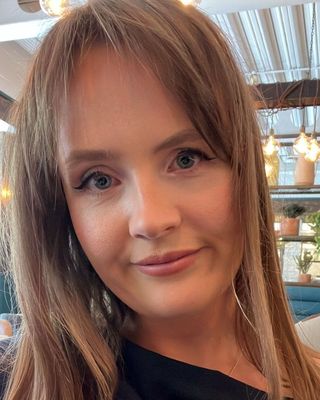 Photo of Robyn Kehoe Roche, Counsellor, MA, APCP