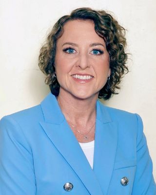 Photo of Starr MacKinnon, Psychologist, PhD