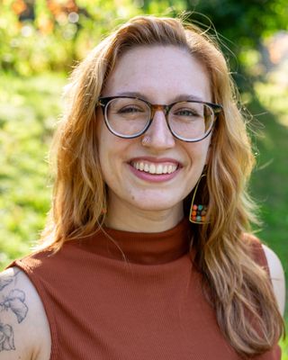 Photo of Genevieve Fuller, Counselor, LMHC, BC-DMT, EMDR-C