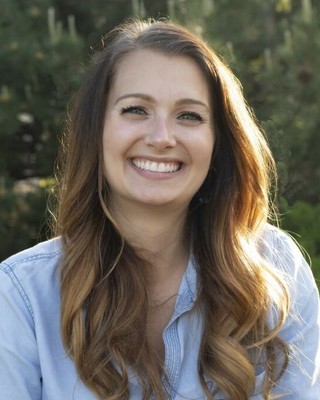 Photo of Mackenzie Howshar, Marriage & Family Therapist in Loveland, CO