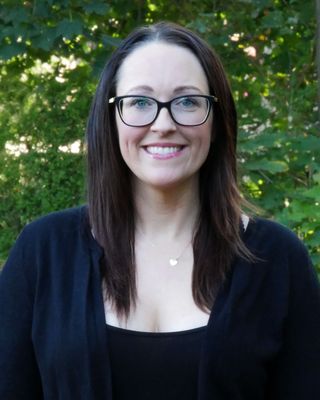 Photo of Elissa M Herrington, Registered Psychotherapist (Qualifying), MACP, MHRM, BA