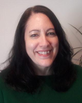 Photo of Beth Pettinelli, Clinical Social Work/Therapist in East Rogers Park, Chicago, IL