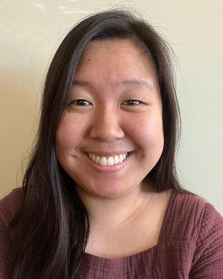 Photo of Lois Ahn, Pre-Licensed Professional in Chicago, IL