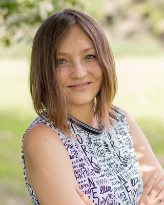 Photo of Karolina Alichniewicz, Psychologist in Spring Hill, QLD