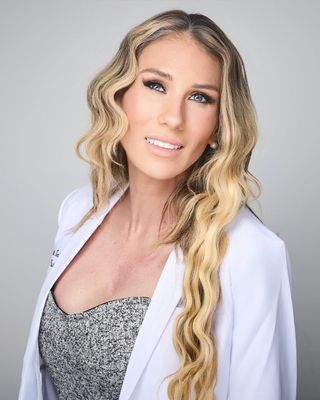 Photo of Brianna Joelle Tenhoff, Psychiatric Nurse Practitioner, APRN