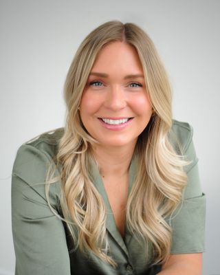 Photo of Monique Niklaus, Pre-Licensed Professional, BA