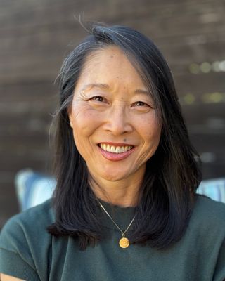 Photo of Debbie Fan, Marriage & Family Therapist Associate, AMFT