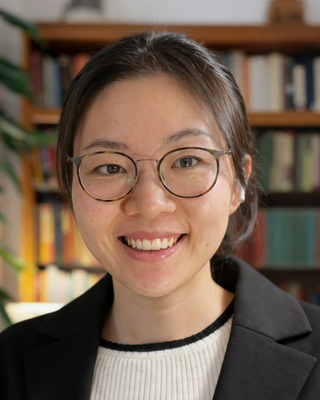 Photo of Emily Yao, Psychotherapist, MSc