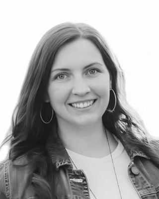 Photo of Brittany Hall, Clinical Social Work/Therapist, LICSW