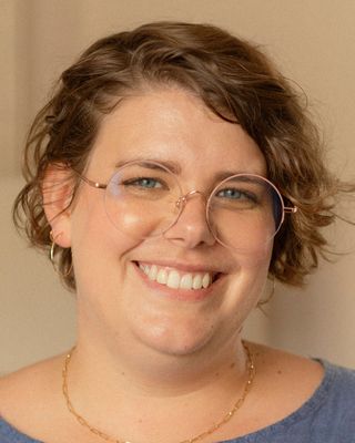 Photo of Eleanor Stanford, Psychotherapist, MSc, MBACP