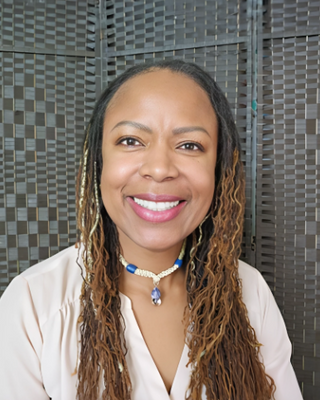 Photo of Rudesta Edwards-Ugiomoh, Clinical Social Work/Therapist, LICSW