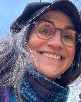 Photo of Suzanne Mancinelli, Marriage & Family Therapist, MA, LMFT, CST