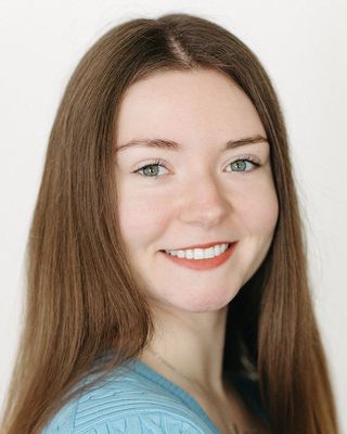 Photo of Elle Gill, Clinical Social Work/Therapist, MSW, LCSW-A