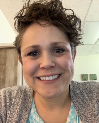 Photo of Dr. Jennifer Zeuschner, Counselor, PhD, CMHC, LPC-S