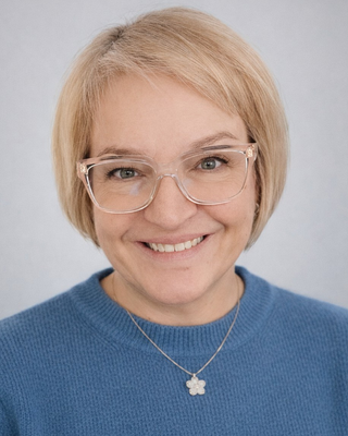 Photo of Erin Prentice, Counsellor, MEd, RCT-C