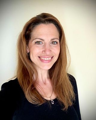 Photo of Dr Vicky Manikas, Psychologist, PhD, PsyBA General
