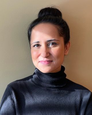 Photo of Aliya Amarshi, Registered Psychotherapist in Toronto, ON