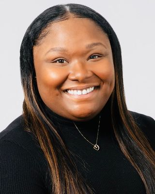 Photo of Ebony Jenkins, LMSW