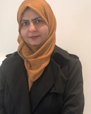 Photo of Sumara Riaz, MSc, ADMH, MACP, Registered Psychotherapist (Qualifying)