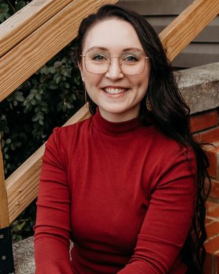 Photo of Catie McMillian, Lic Clinical Mental Health Counselor Associate, MA, LCMHCA, NCC