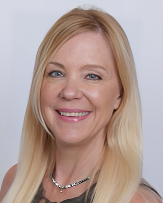 Photo of Maggie Lavey, Licensed Professional Clinical Counselor in Palo Alto, CA