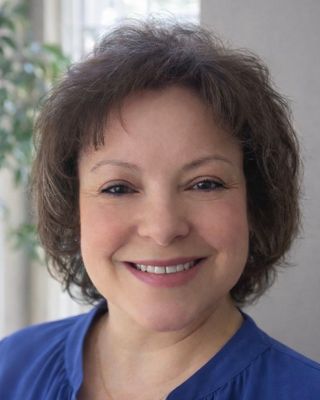 Photo of Varenda Fowler, Psychiatric Nurse Practitioner, MSN, APRN, PMHNPBC