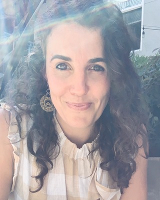 Photo of Jaclyn Lee: Eating Disorder Counseling - Ketamine Assisted Psychotherapy, Marriage & Family Therapist in Berkeley, CA