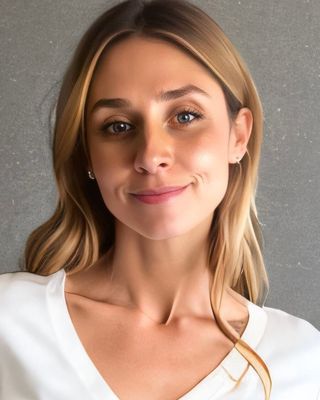Photo of Sonya Mandus, Registered Psychotherapist (Qualifying), MACP